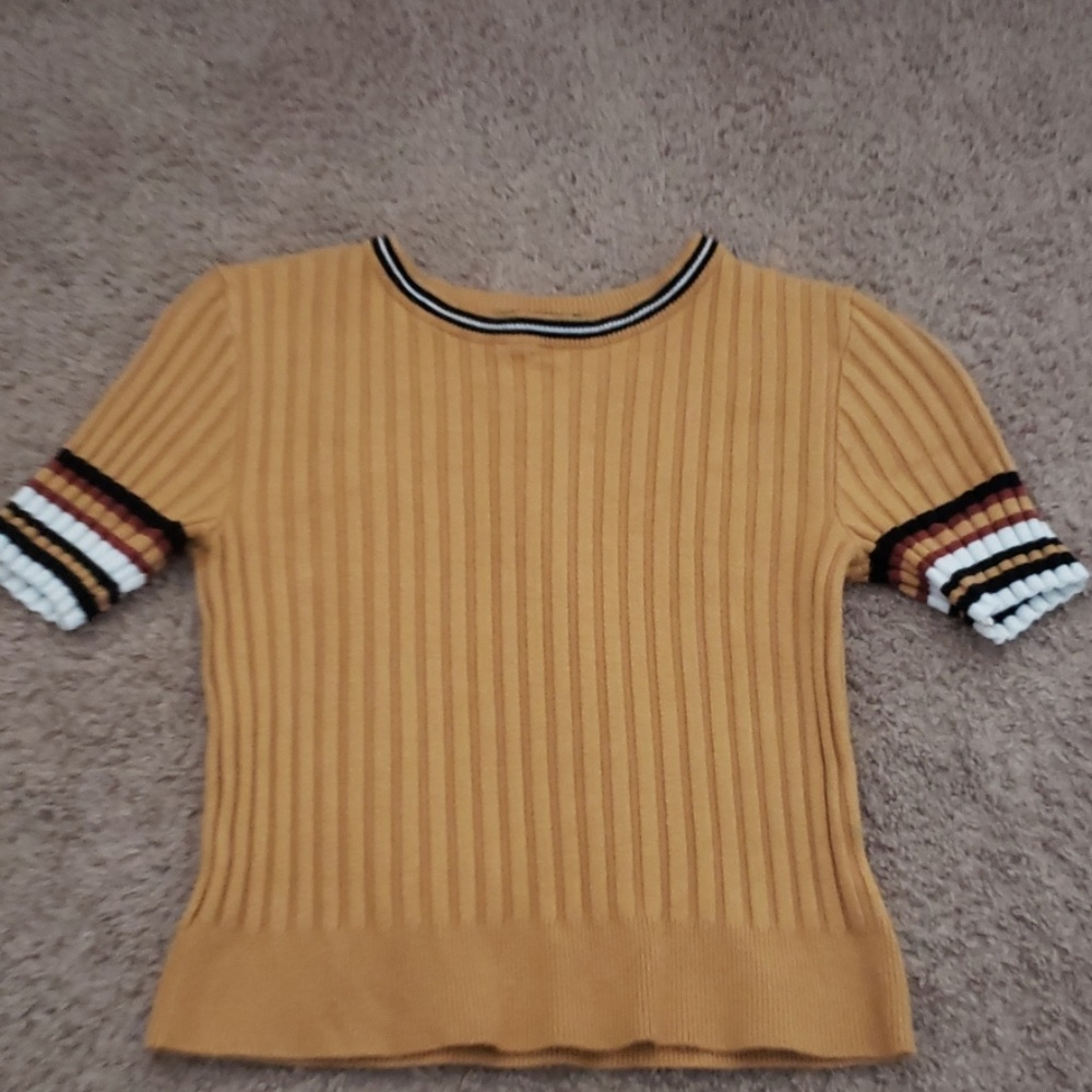 Forever21 Sweater Tee